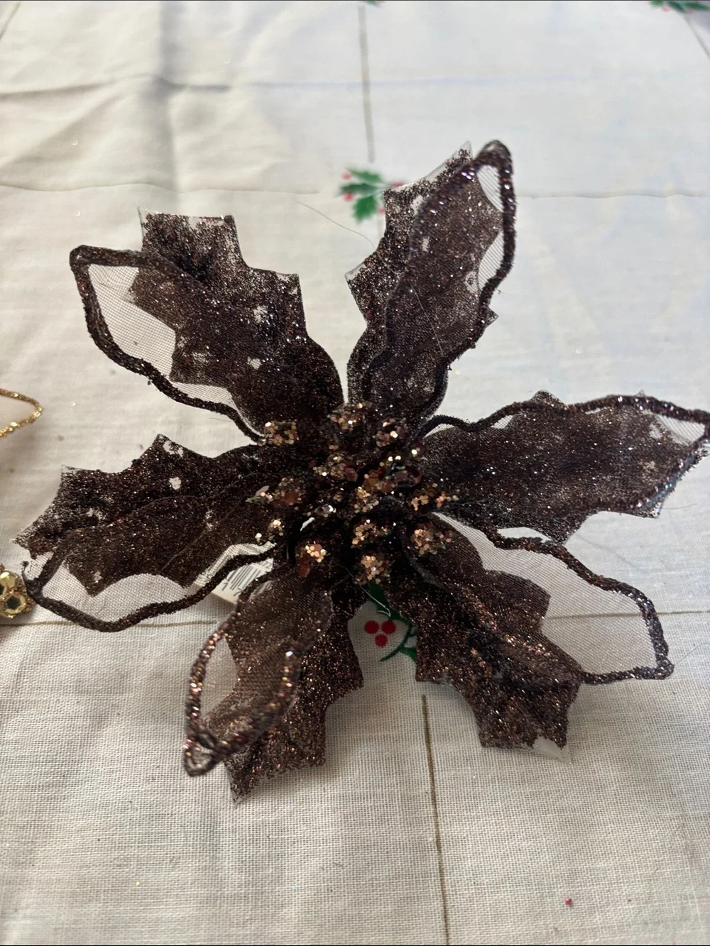 Home Accents Glitter Floral and Bird Clips- 4pcs.